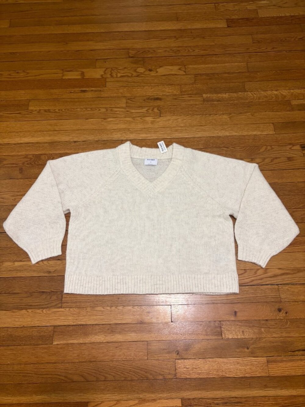 Old Navy Womens V-Neck Sweater Size 2XL XXL White Polyester Wool Open Knit NWT